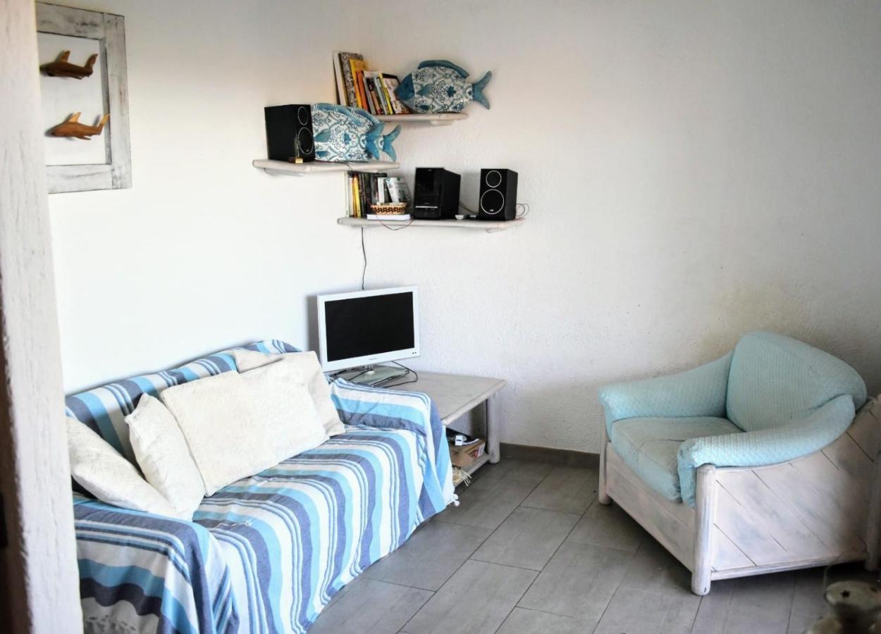 Iss Travel, Sea View Apartment Il Corbezzolo - Ground Floor With Air-Condition ซาน เตโอโดโร ภายนอก รูปภาพ